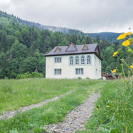 Hotel Schedryk Mykulytschyn Exterior foto